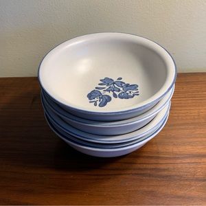 Vintage Pfaltzgraff Yorktowne Cereal Bowls Set of 4 9Y